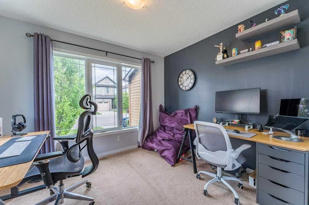 15 Windwood Grove SW