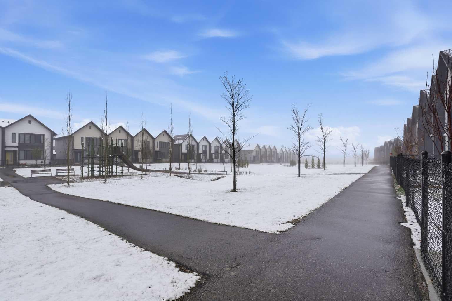 224 South Point Greenway SW