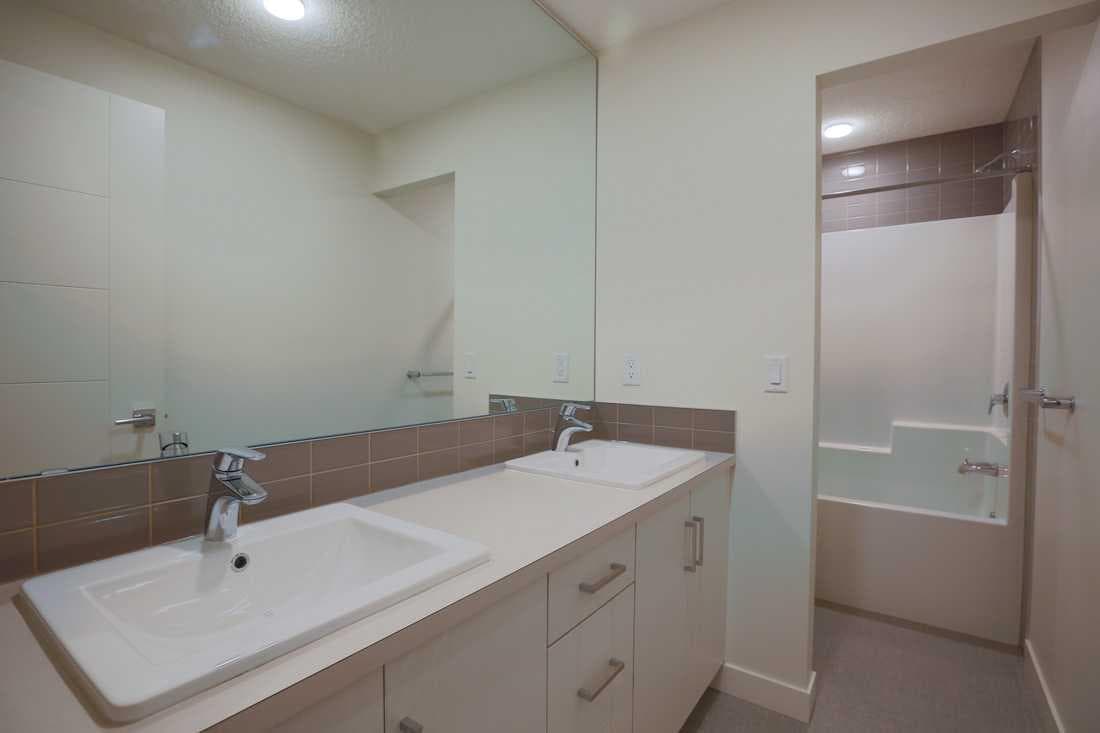 5104, 100 Walgrove Court SE