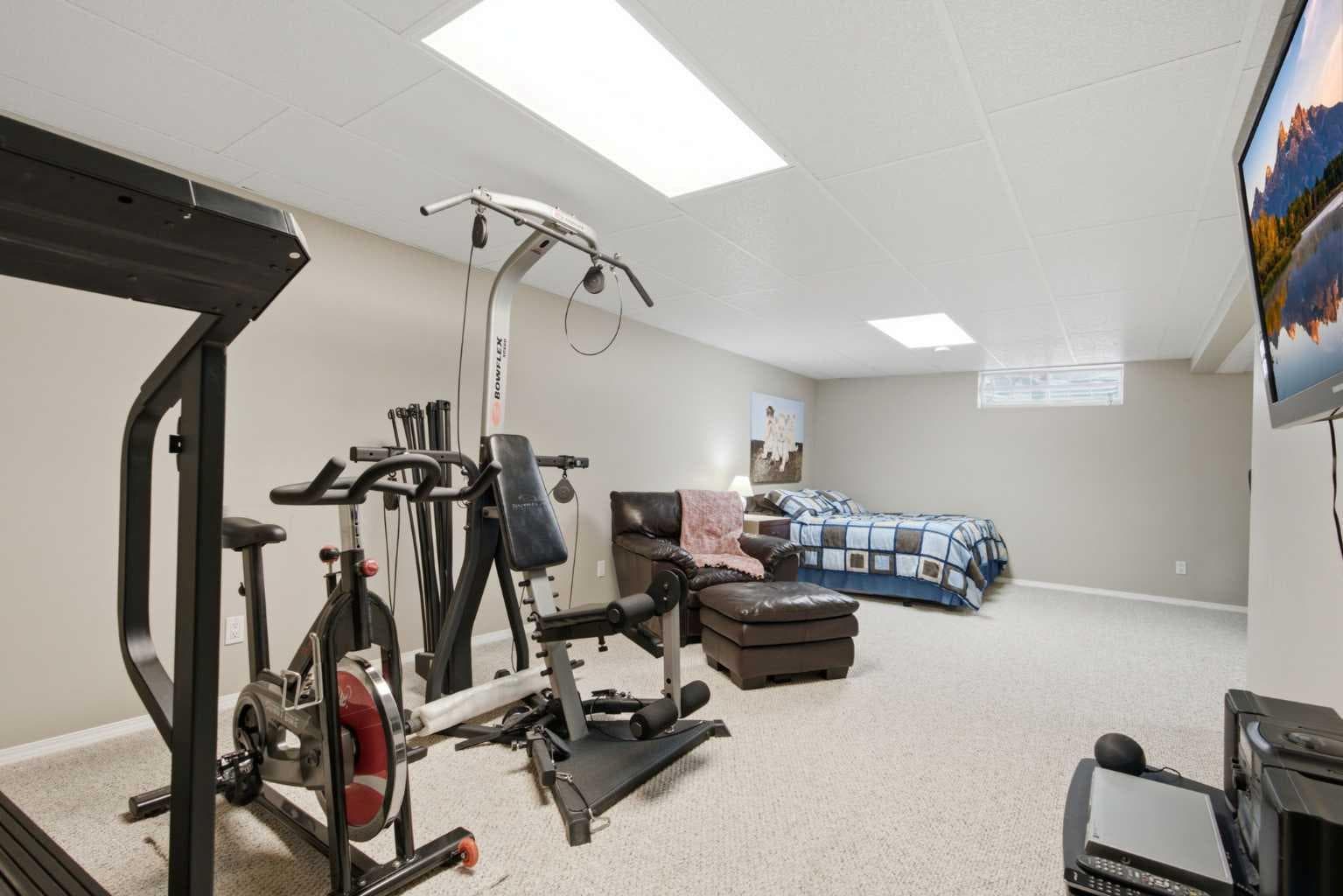 90 Hidden Ranch Terrace NW