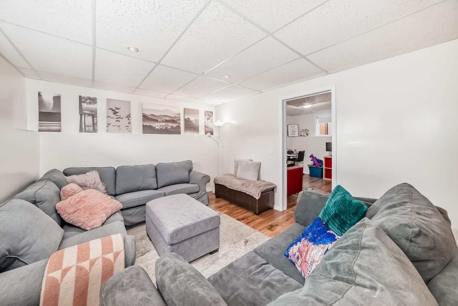 98 Canoe Square SW