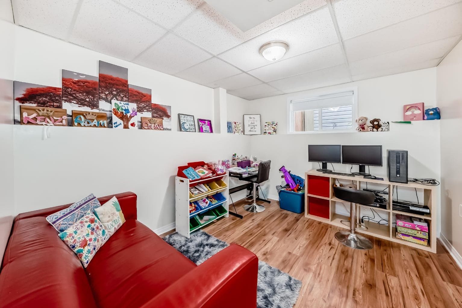 98 Canoe Square SW