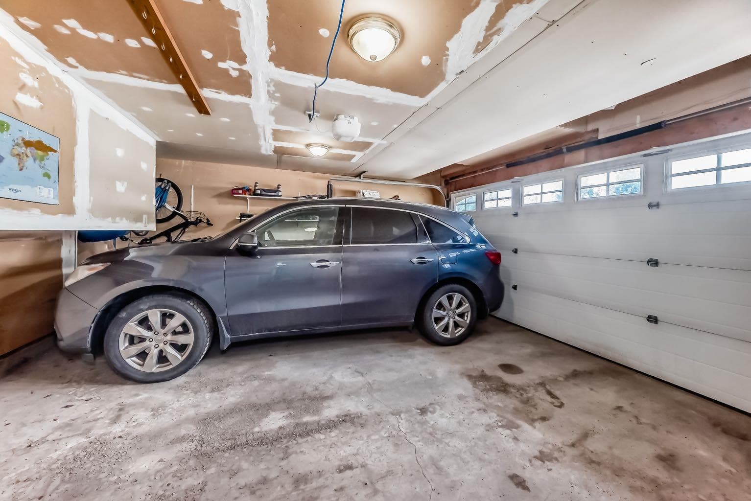 98 Canoe Square SW