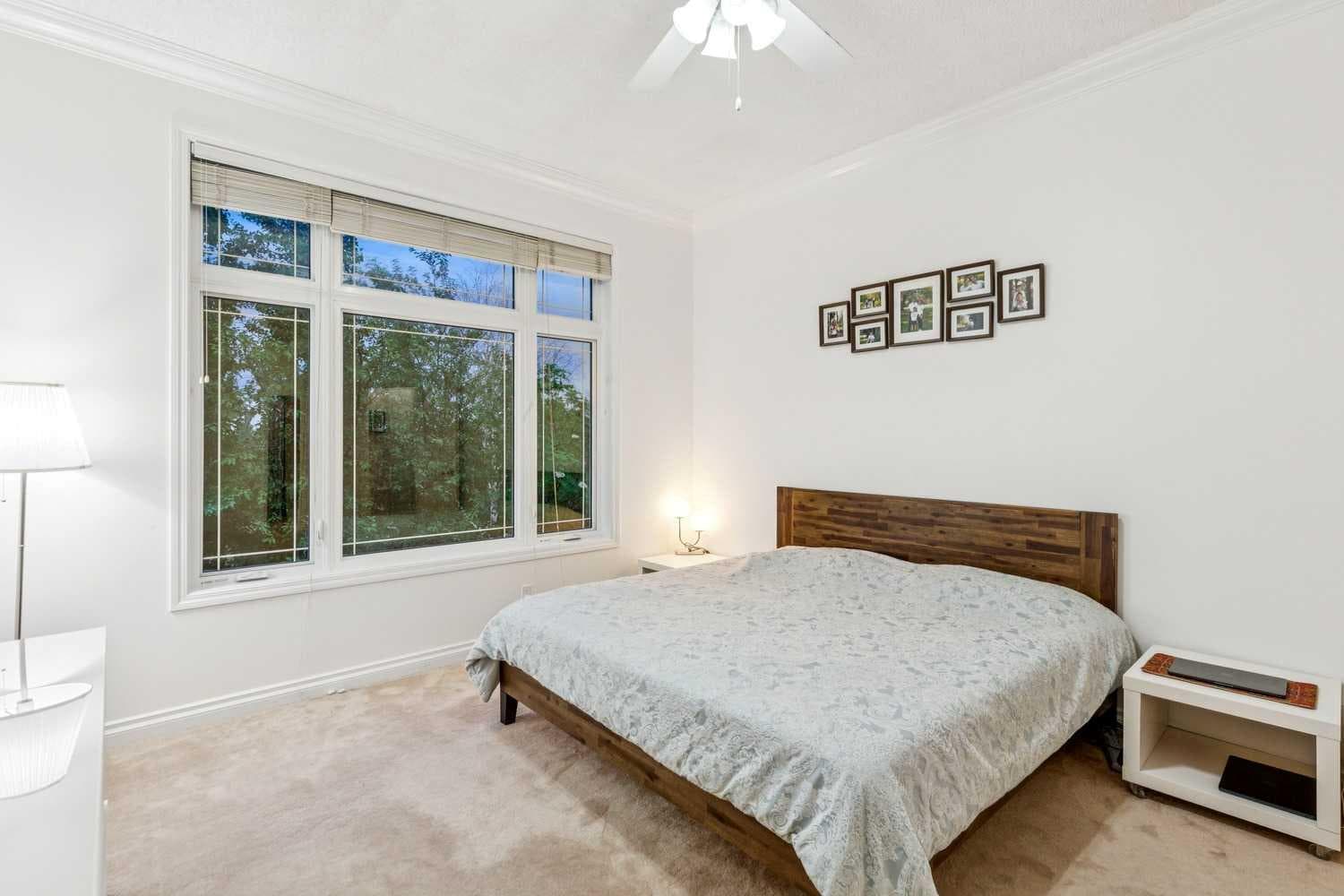 5 Royal Crest Terrace NW