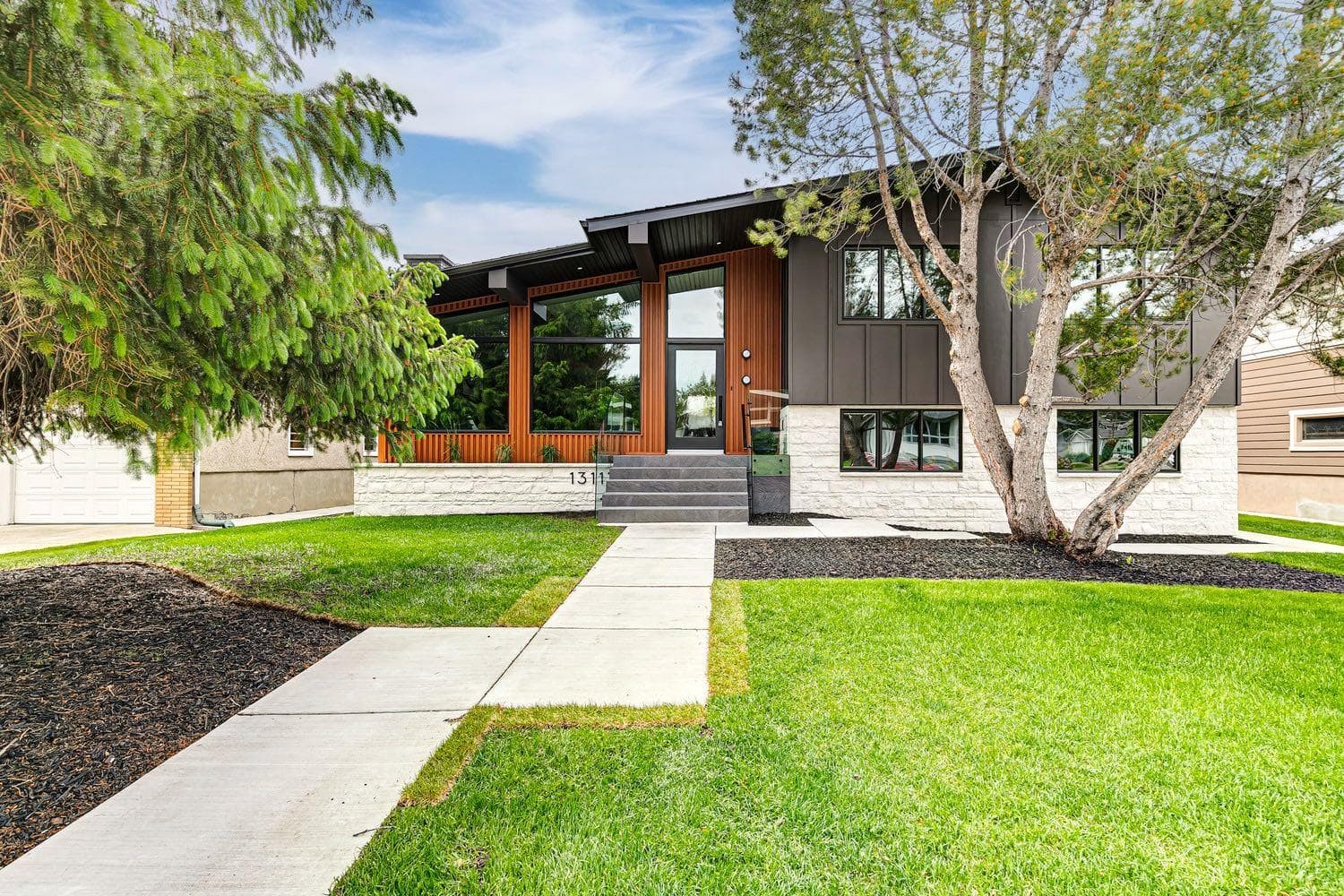 1311 Carlyle Road SW