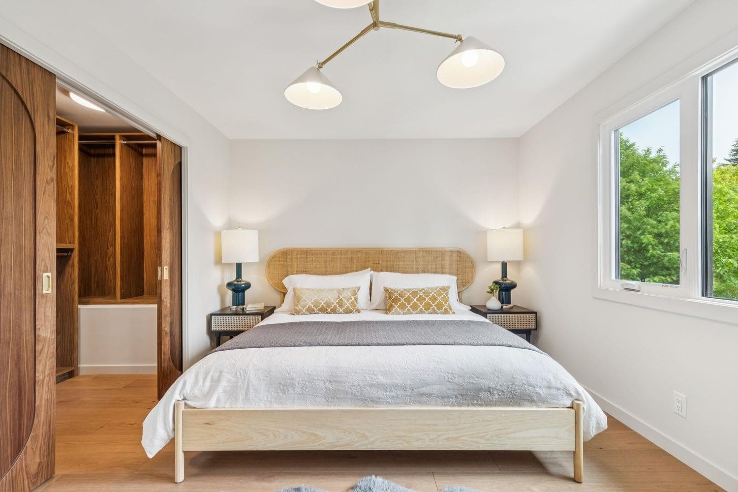 1311 Carlyle Road SW