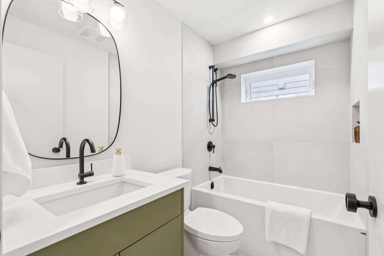 1311 Carlyle Road SW