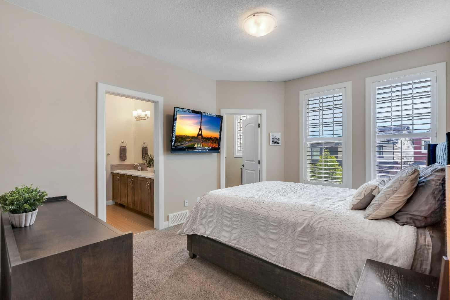 18 Evanscrest Rise NW