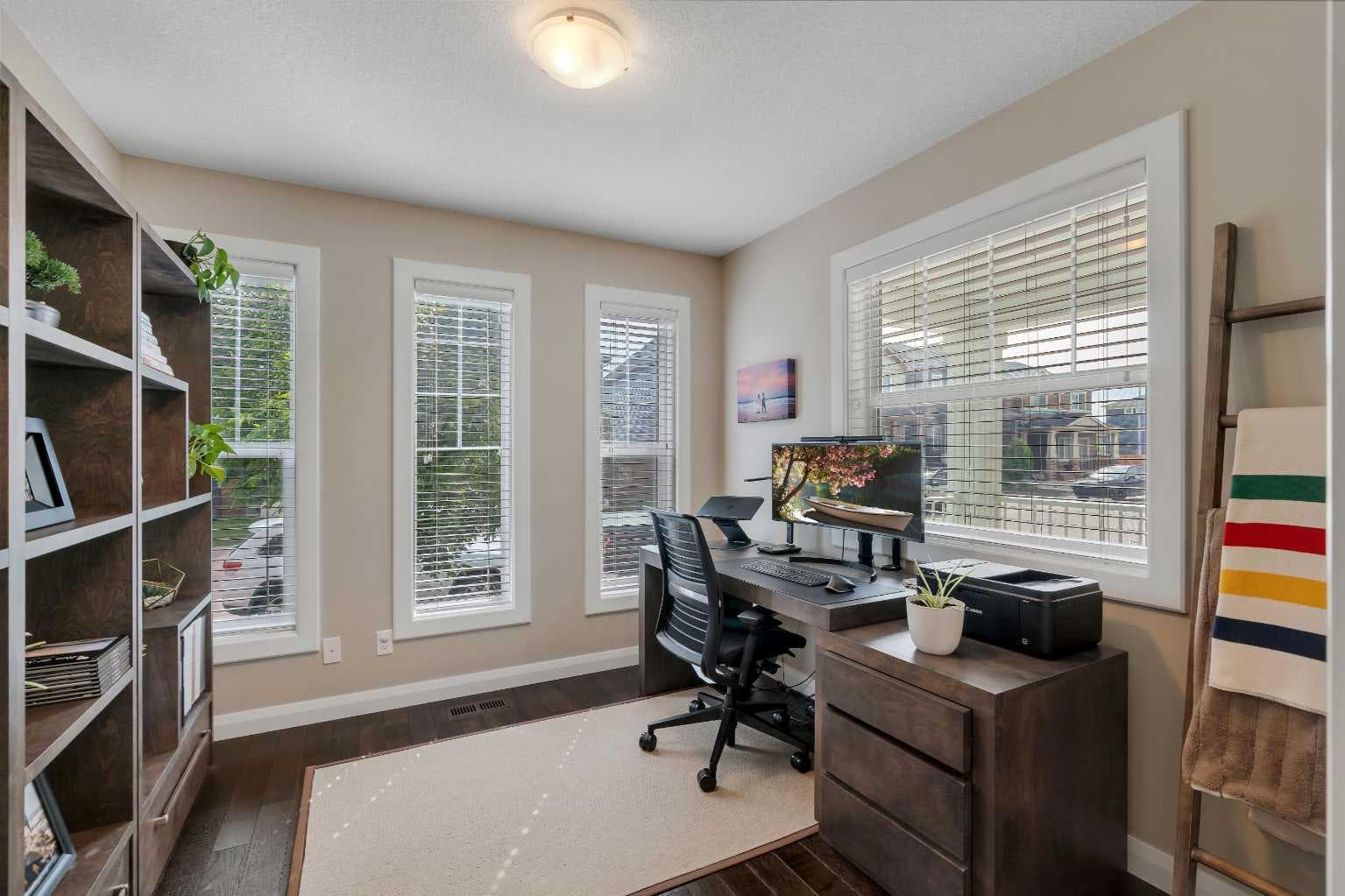 18 Evanscrest Rise NW