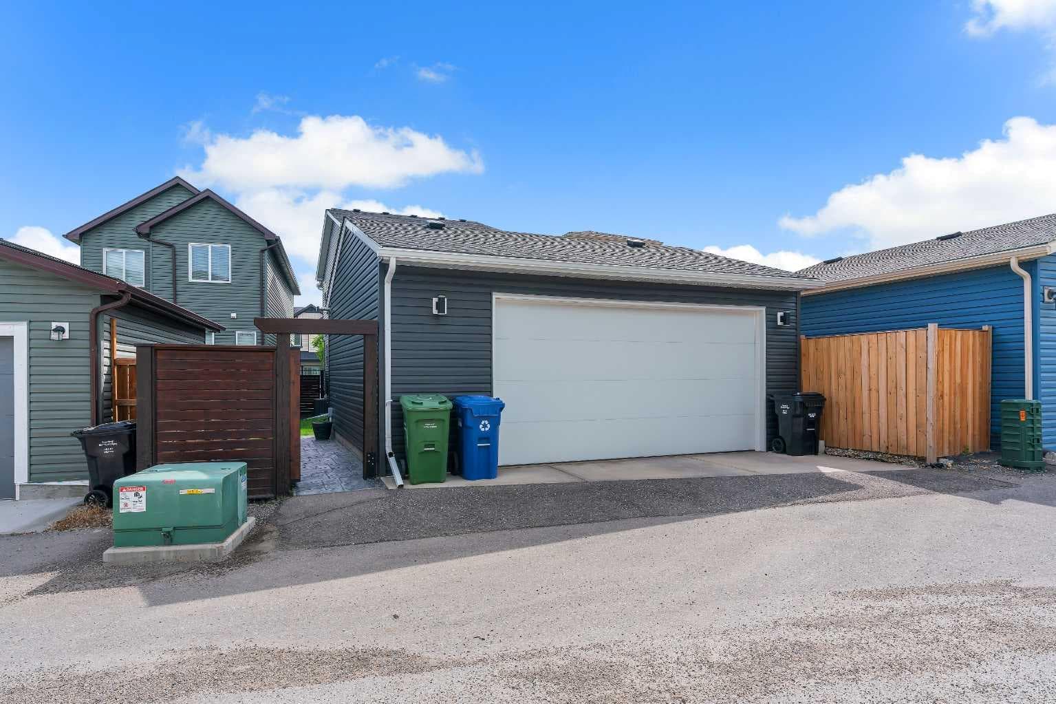 18 Evanscrest Rise NW