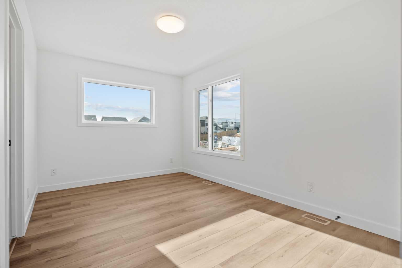 1207, 25 Wildwoods Court SW