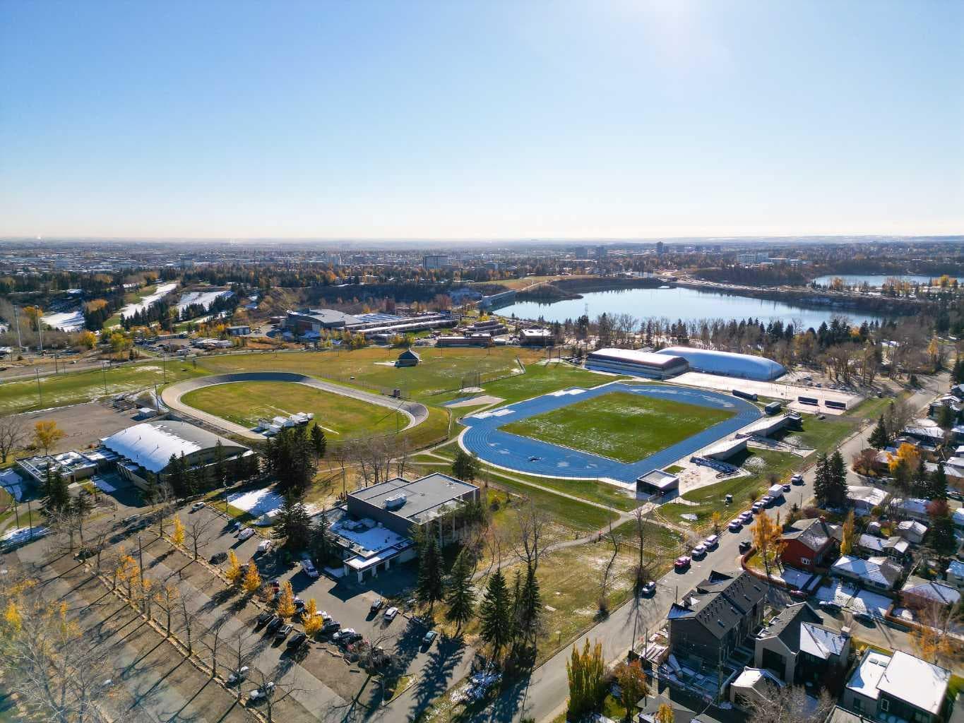 4513 17 Street SW