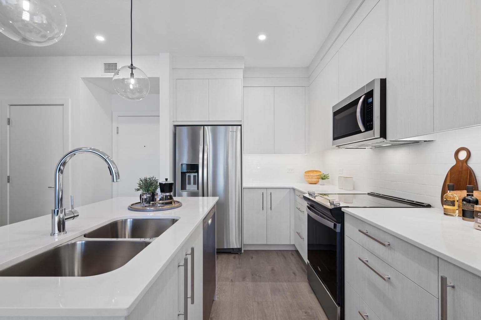 3314, 6 Merganser Drive W