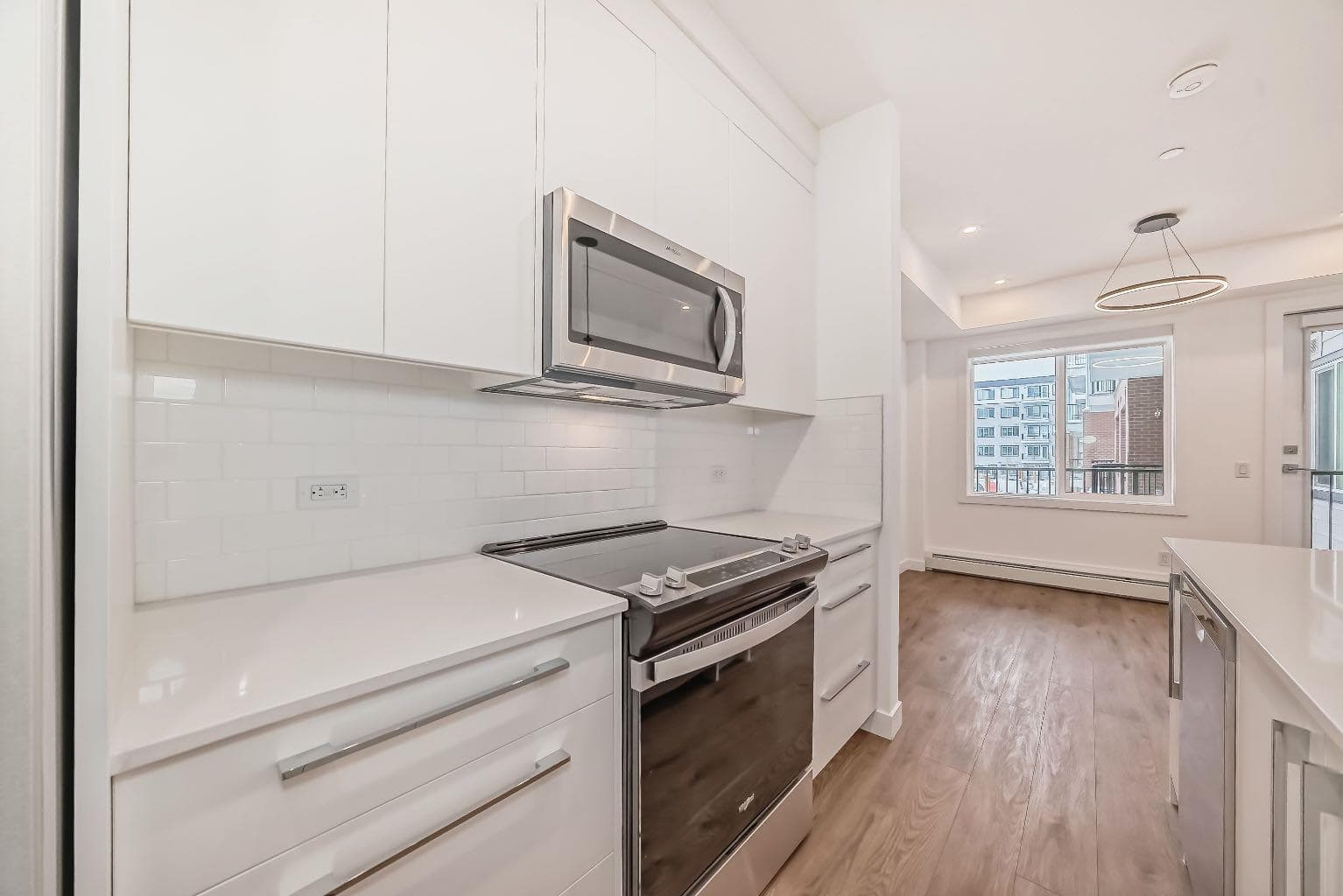 4416, 6 Merganser Drive W