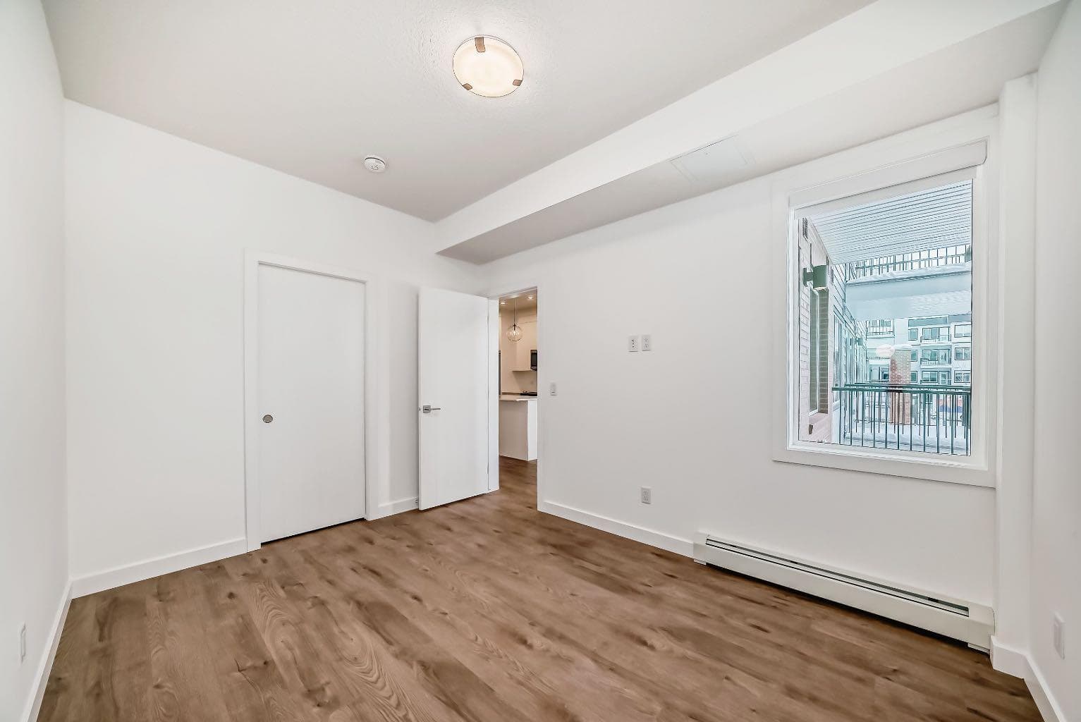4416, 6 Merganser Drive W