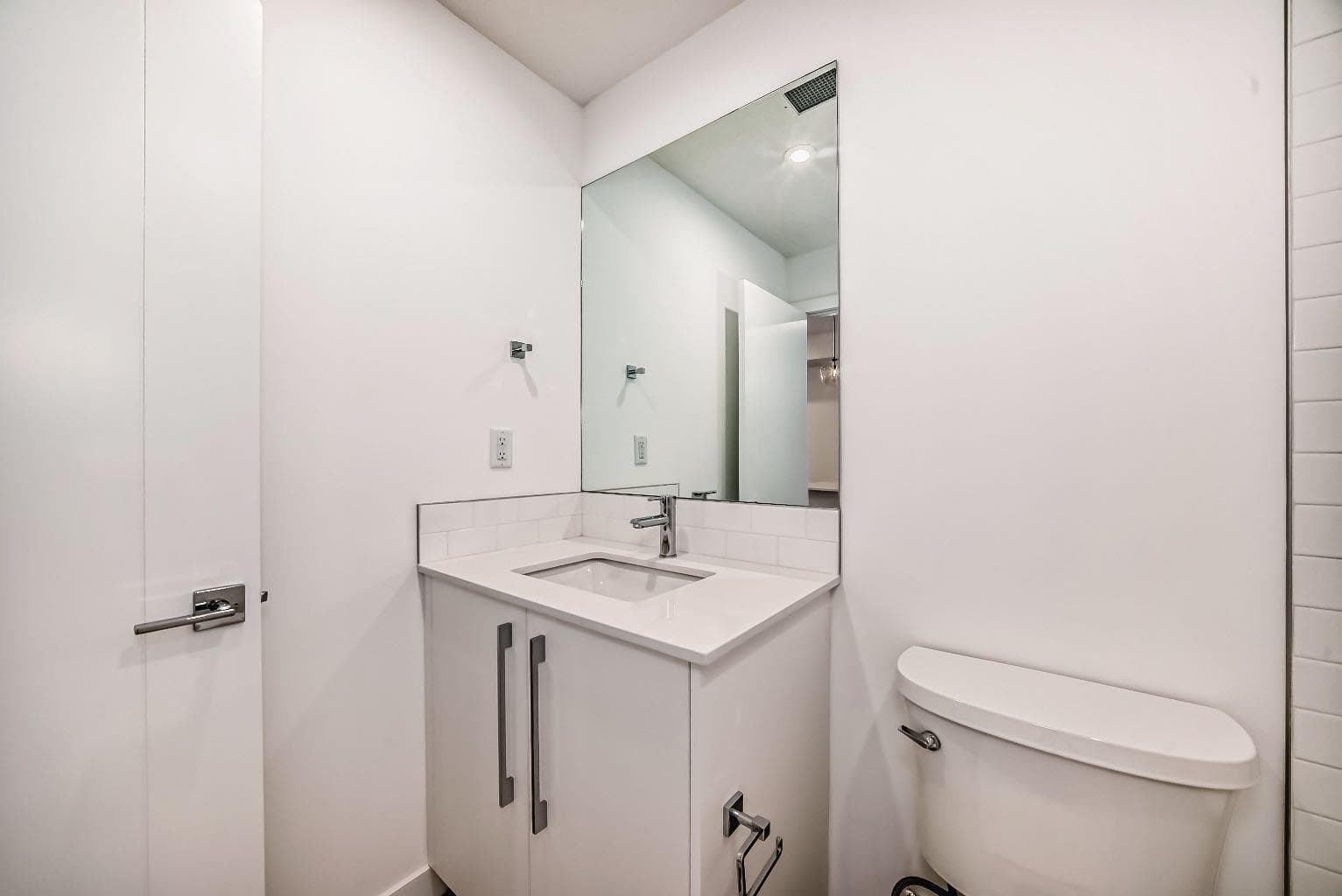 4416, 6 Merganser Drive W