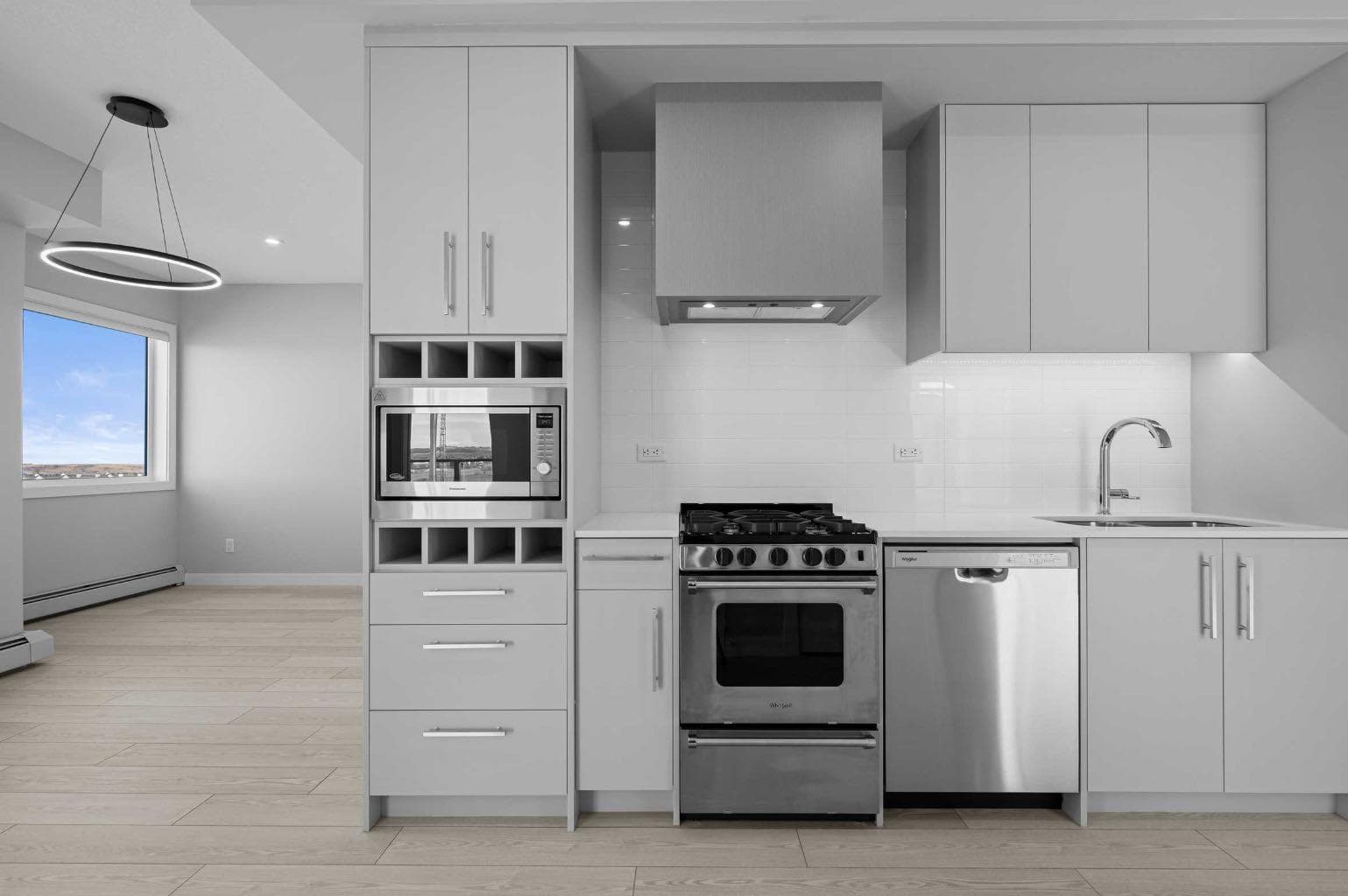 601, 8230 Broadcast Avenue SW