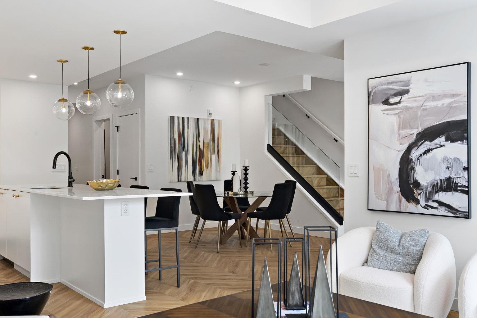114, 8505 Broadcast Avenue SW