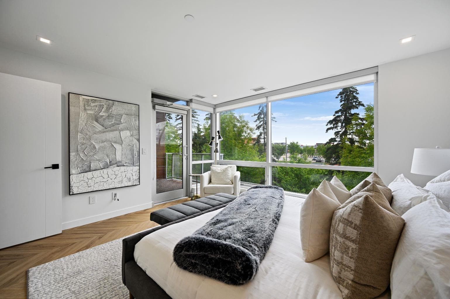 114, 8505 Broadcast Avenue SW