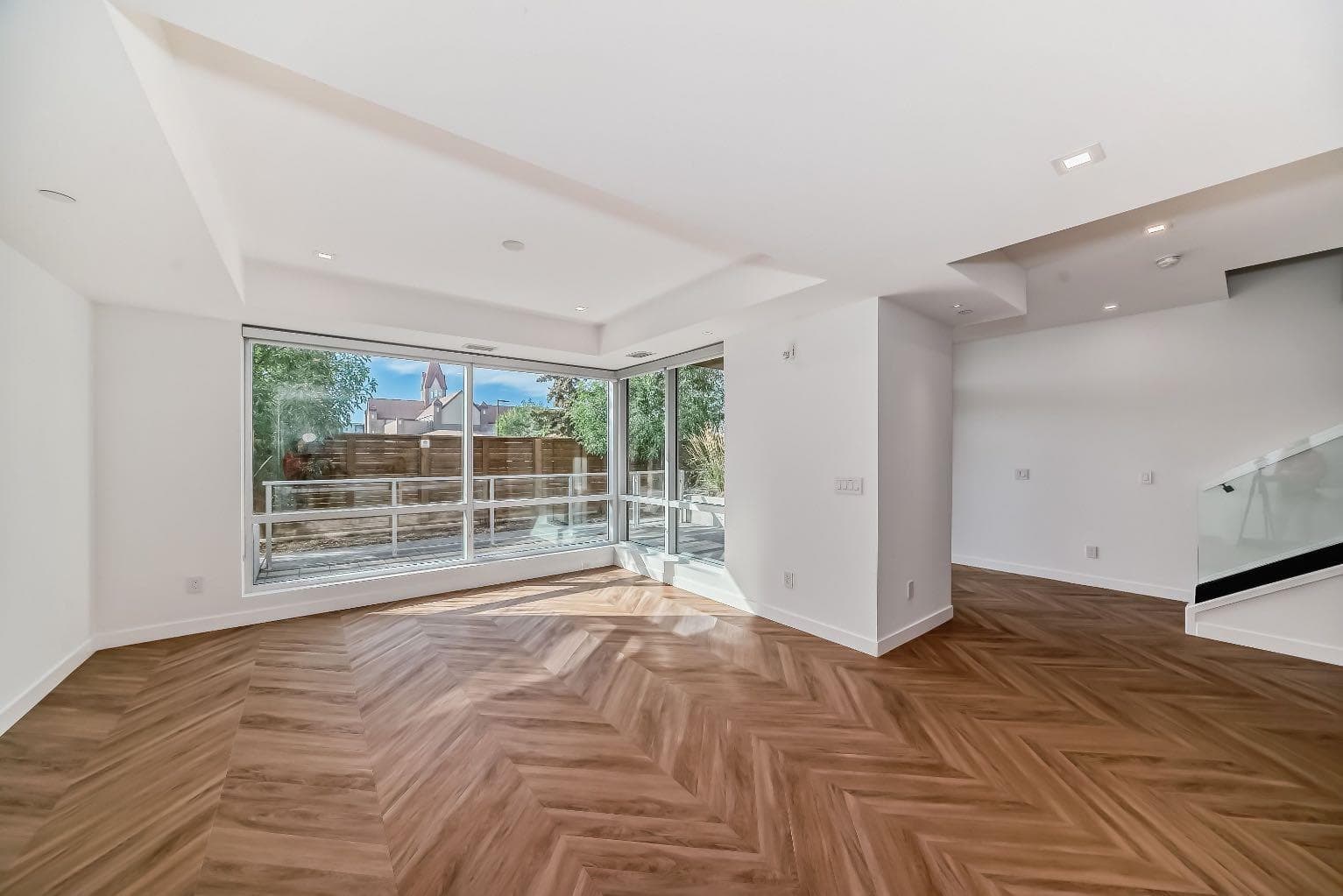 112, 8445 Broadcast Avenue SW
