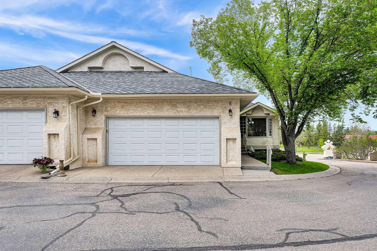 8 Edgepark Villas NW