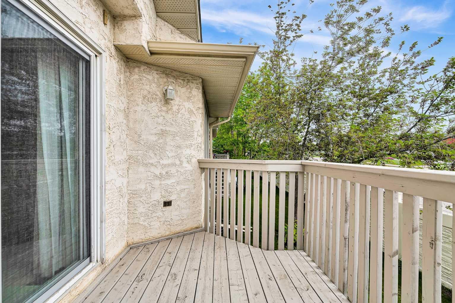 8 Edgepark Villas NW