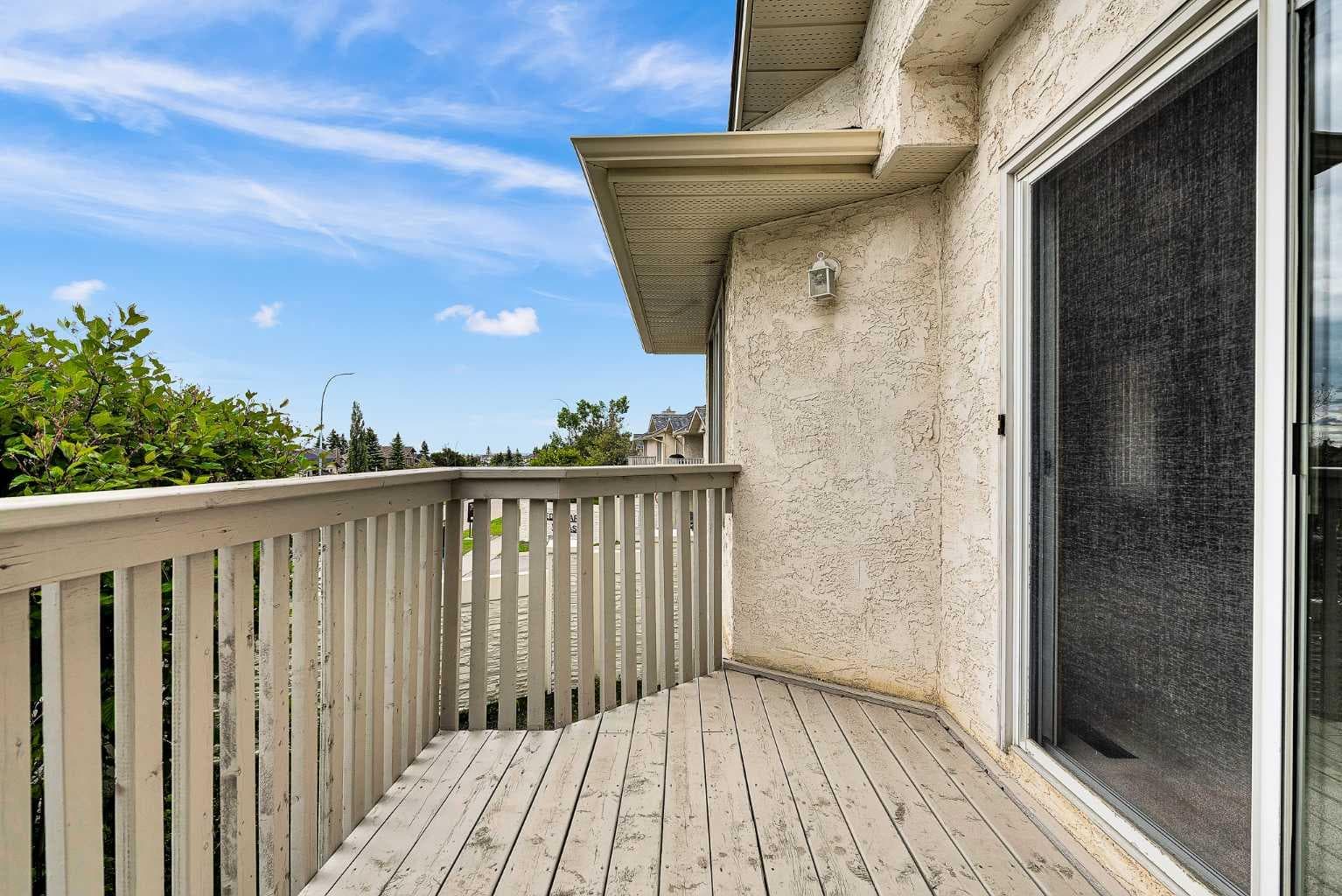 8 Edgepark Villas NW