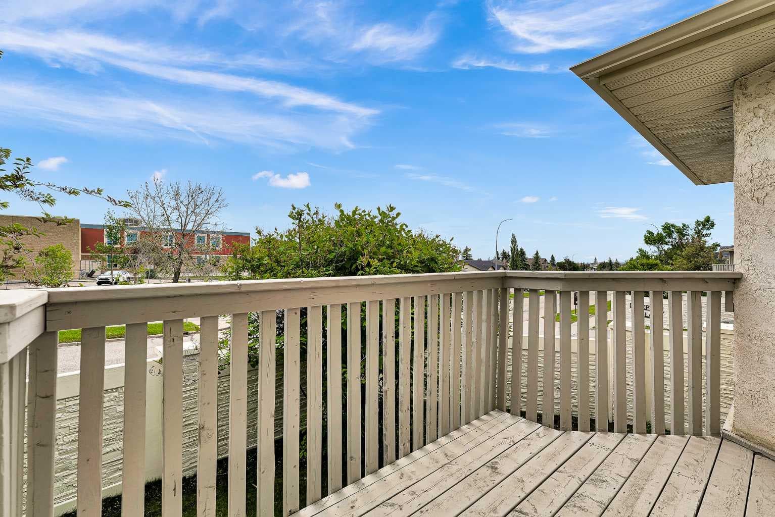 8 Edgepark Villas NW