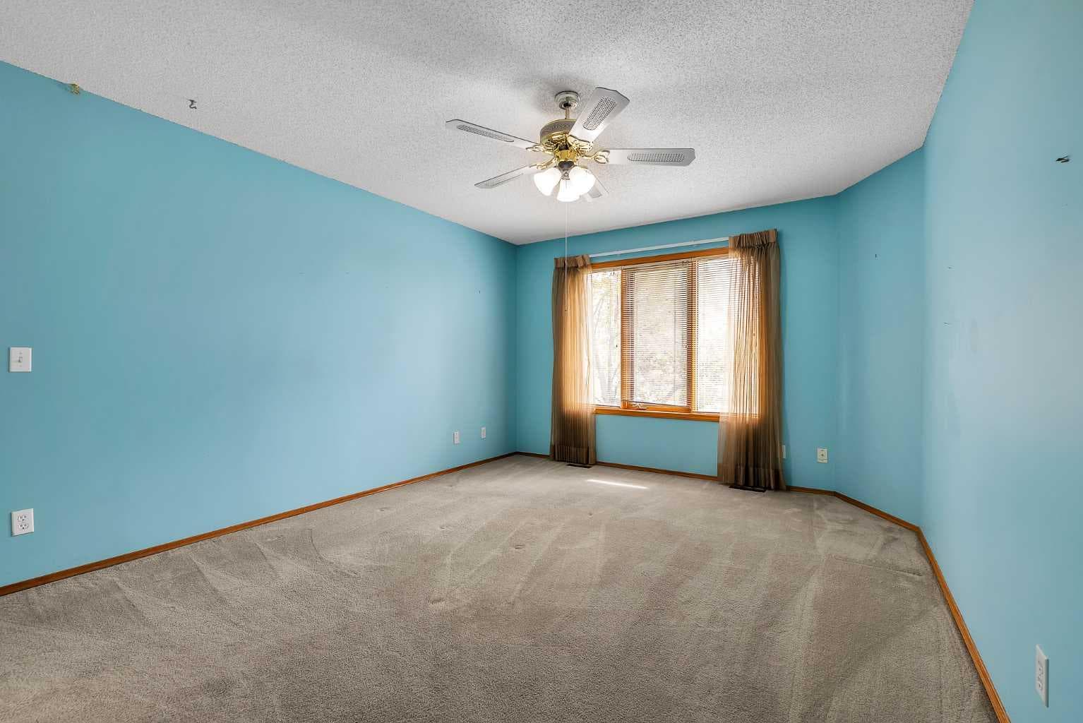 8 Edgepark Villas NW