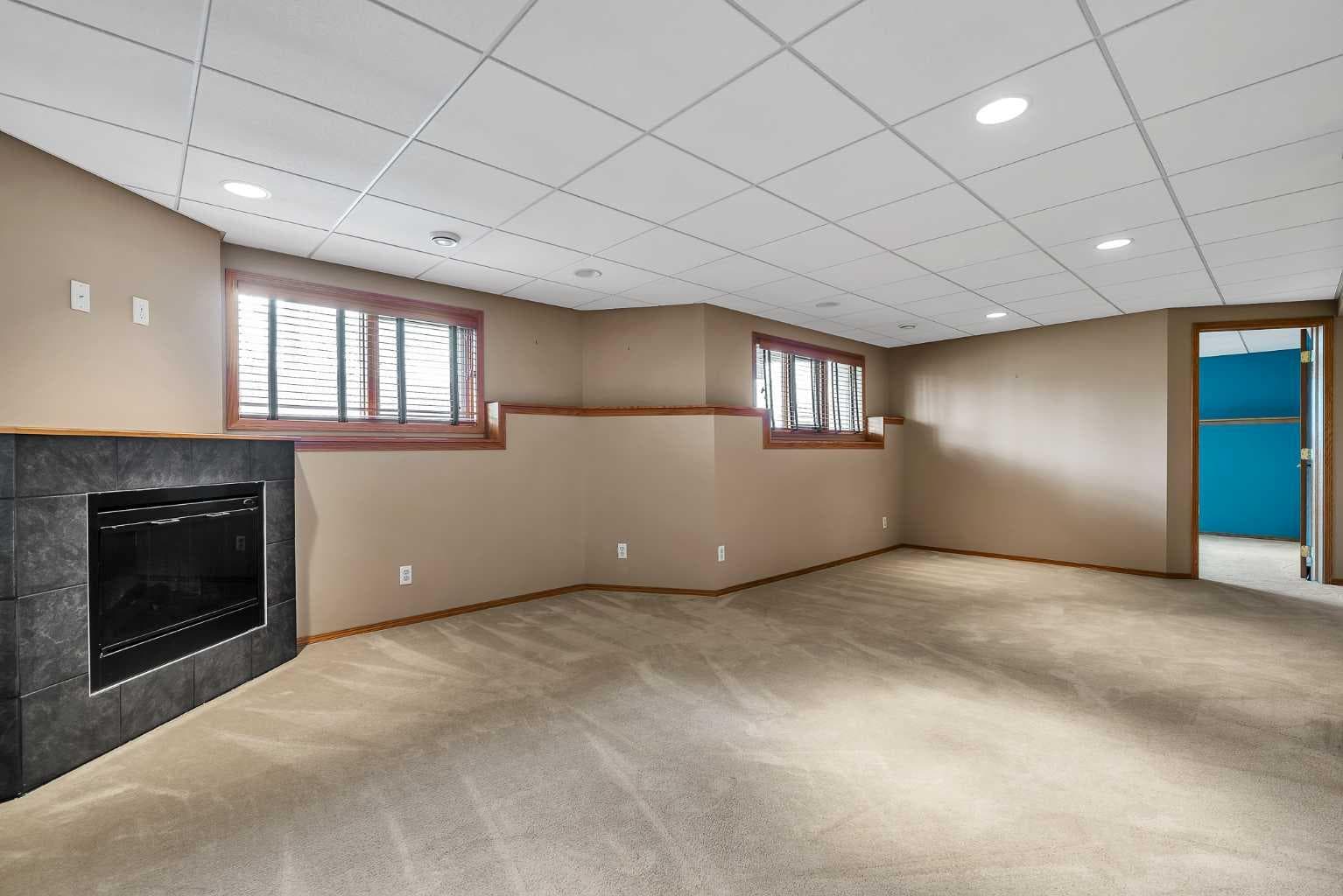 8 Edgepark Villas NW