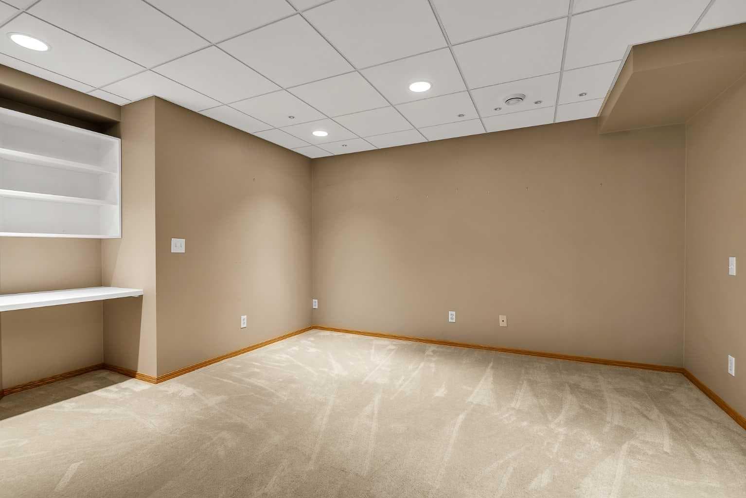 8 Edgepark Villas NW