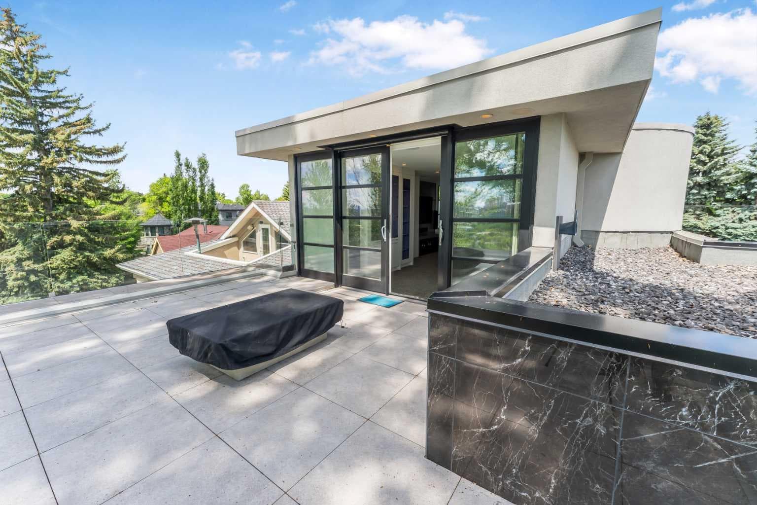 530 Crescent Road NW
