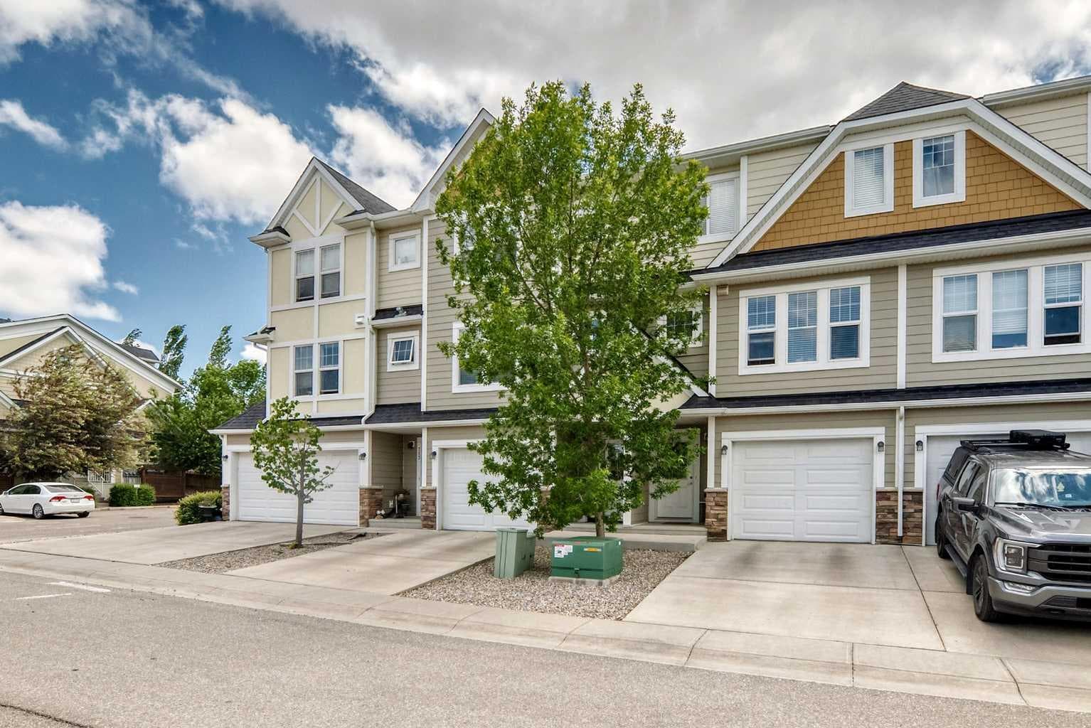711 Auburn Bay Circle SE