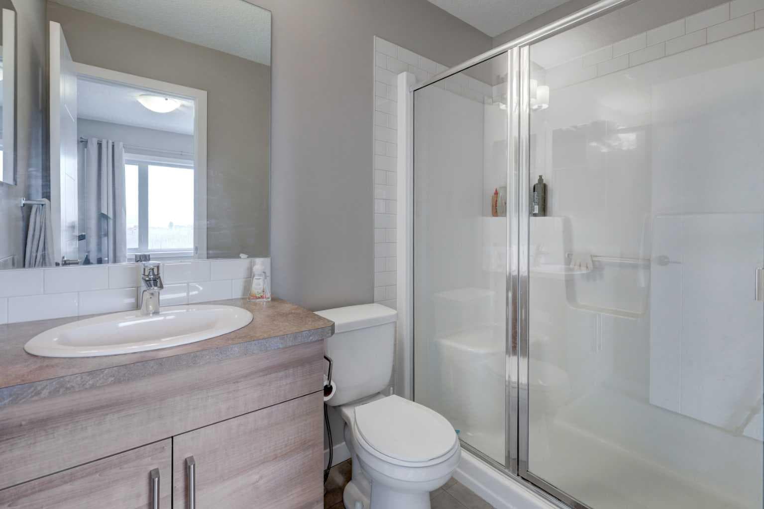 500, 501 River Heights Drive 
