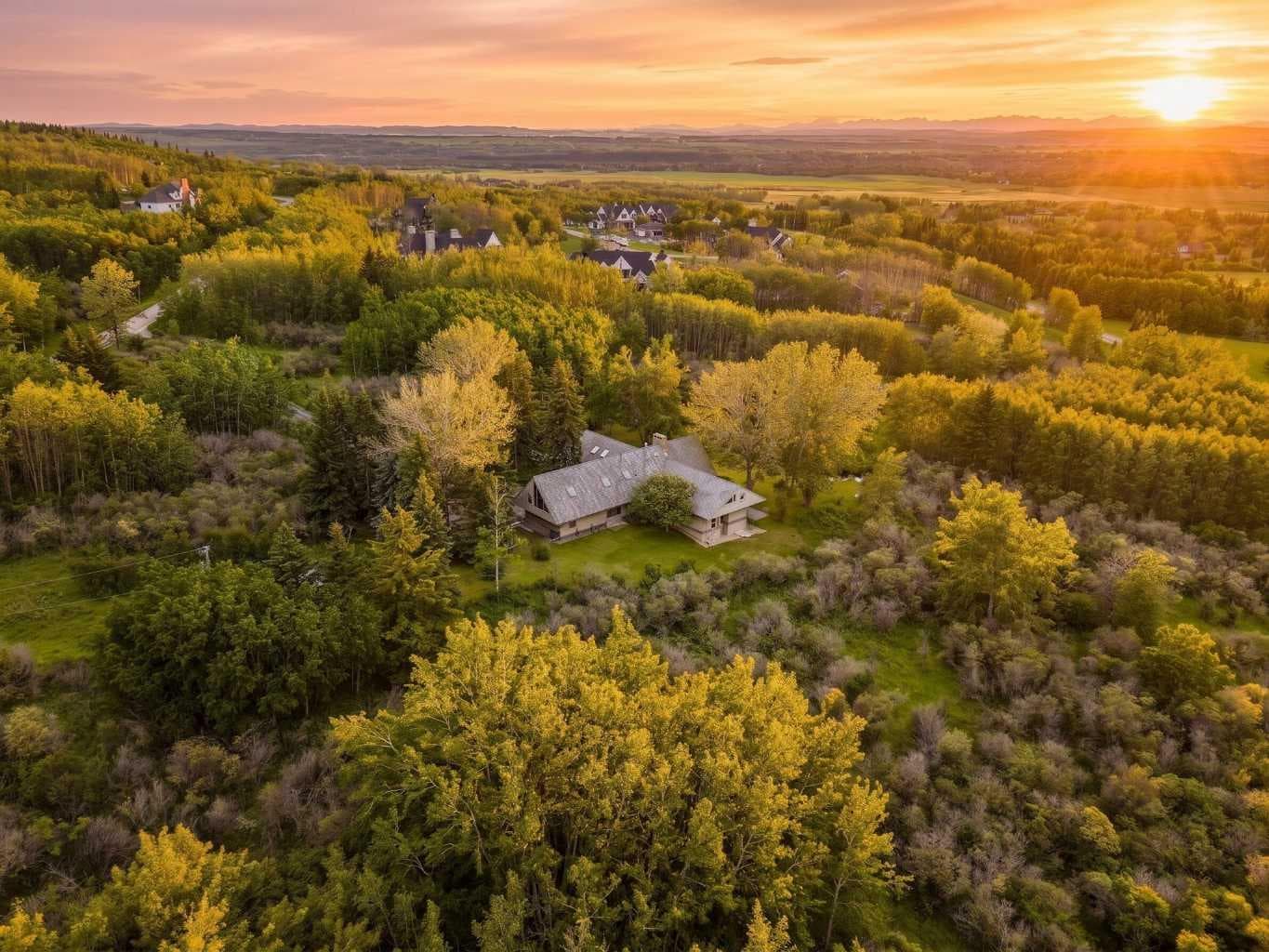 237 Escarpment Drive 