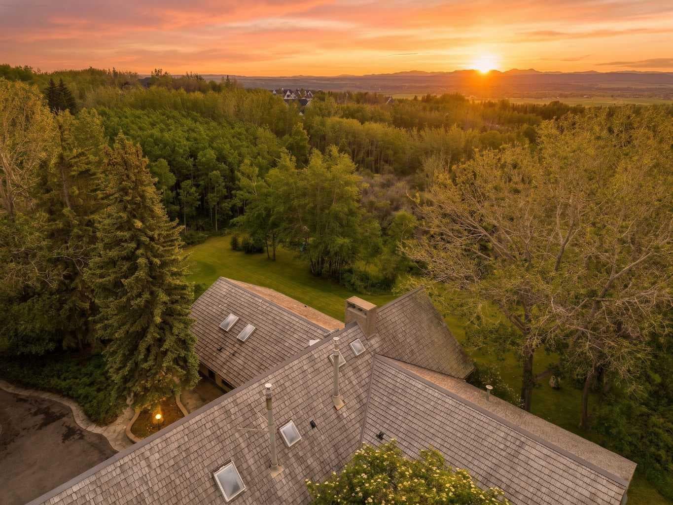 237 Escarpment Drive 
