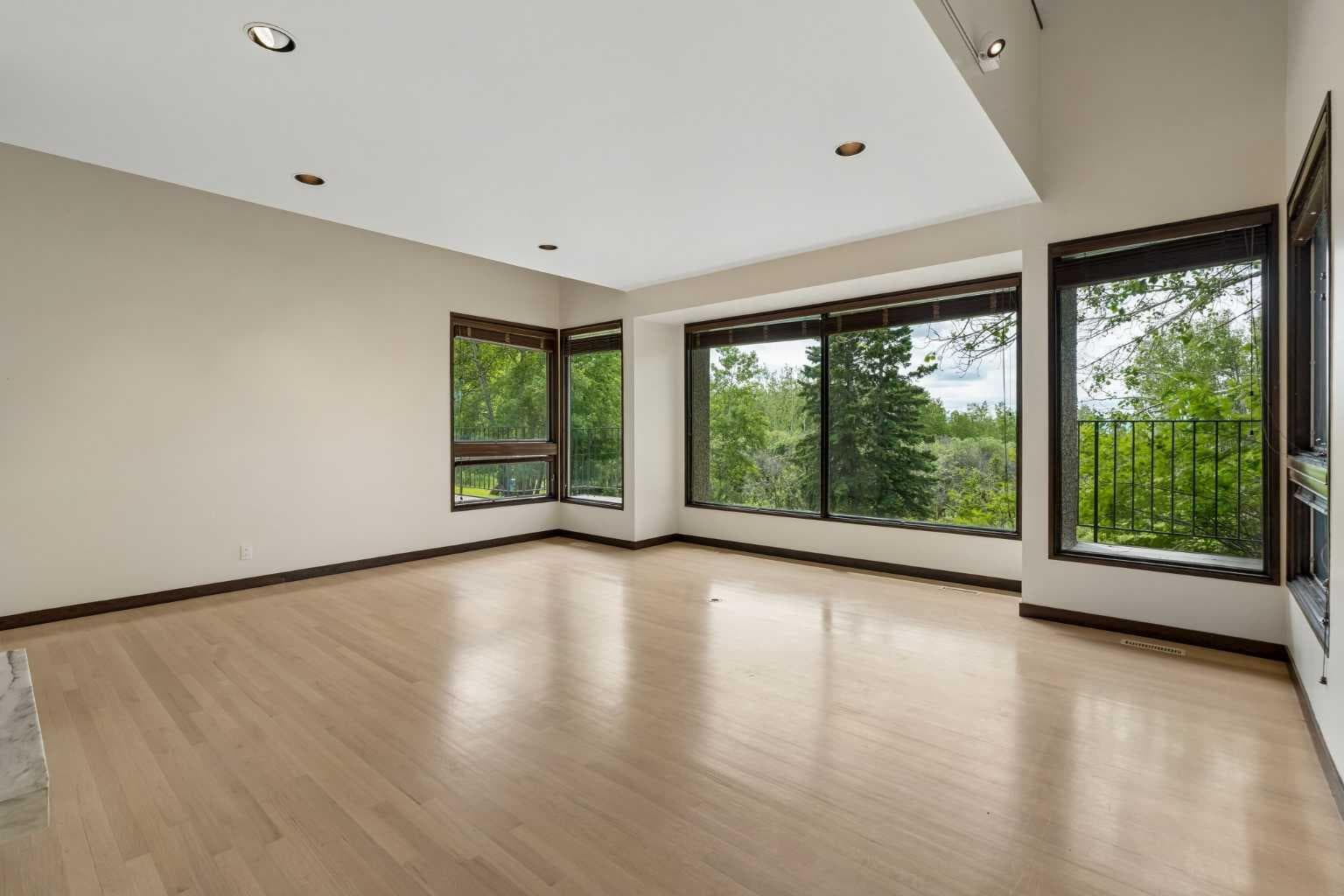 237 Escarpment Drive 