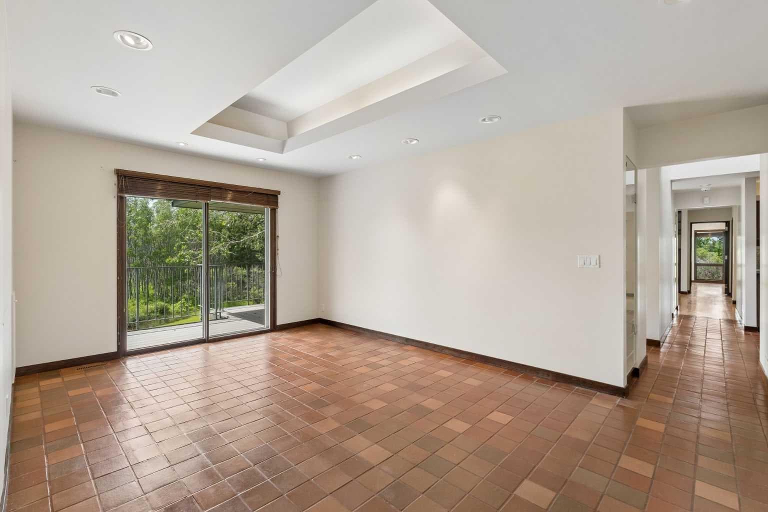 237 Escarpment Drive 