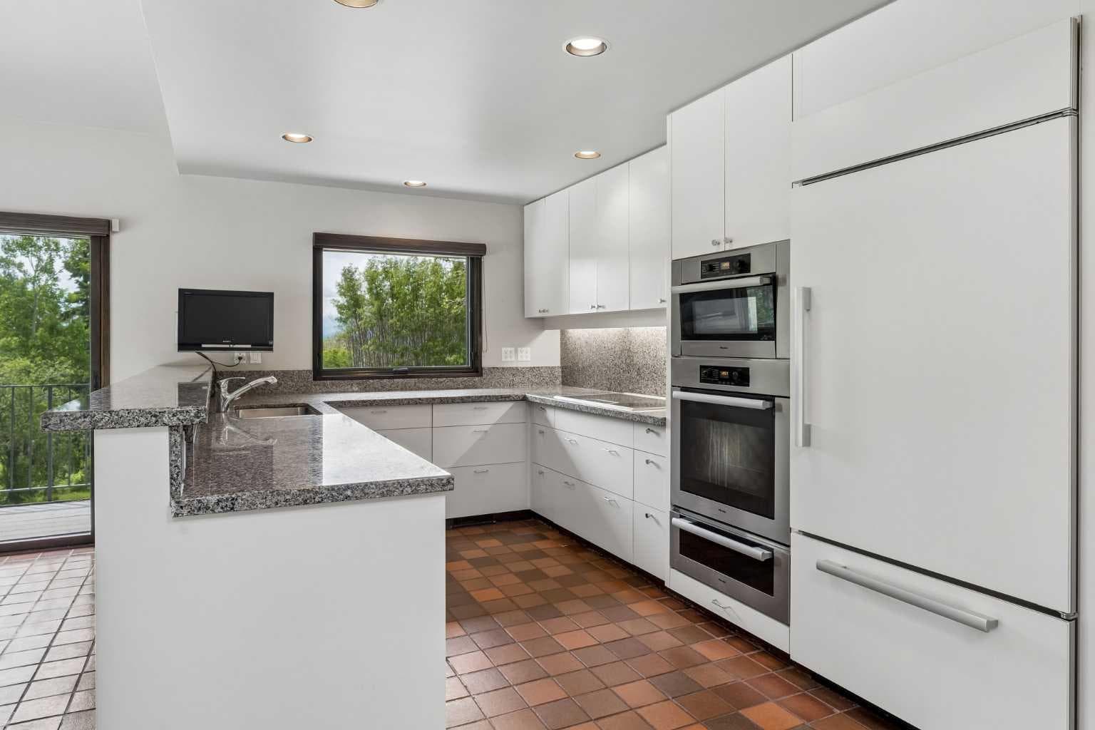 237 Escarpment Drive 
