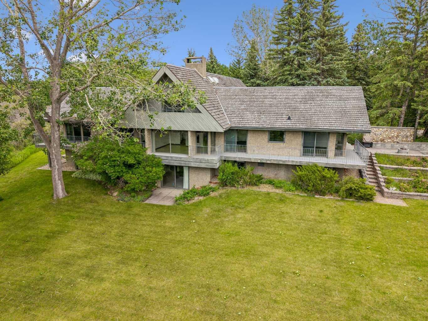 237 Escarpment Drive 