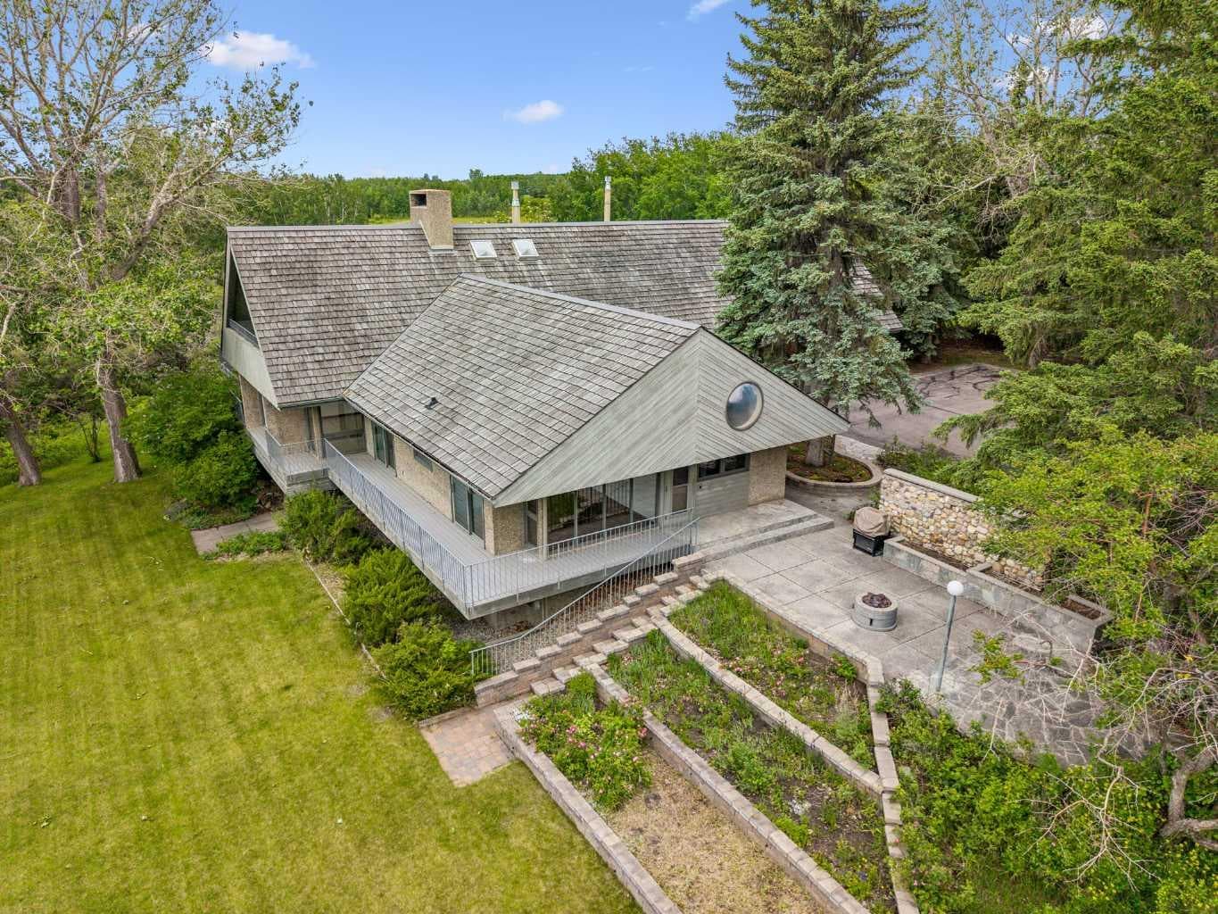 237 Escarpment Drive 
