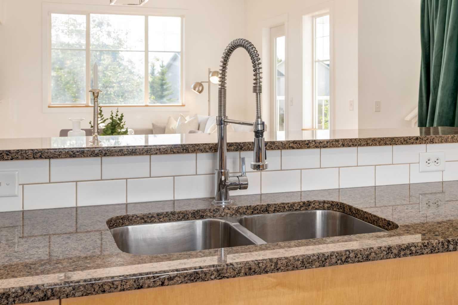 804, 281 Cougar Ridge Drive SW