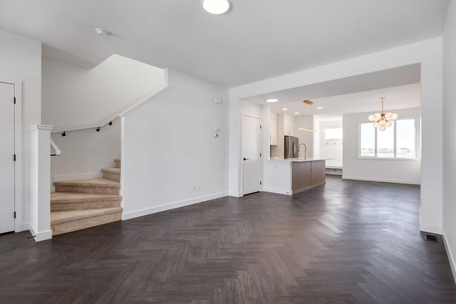 411 Clydesdale Avenue 