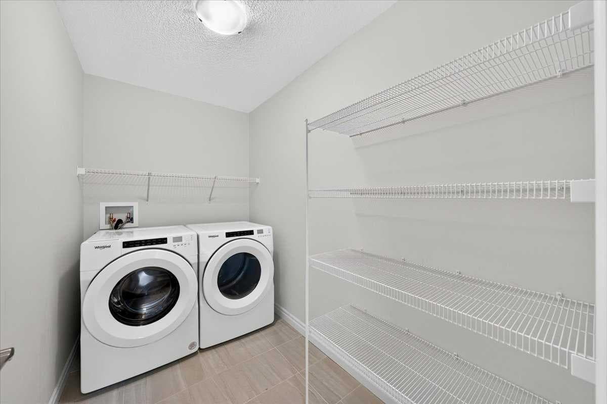 75 Midgrove Drive SW