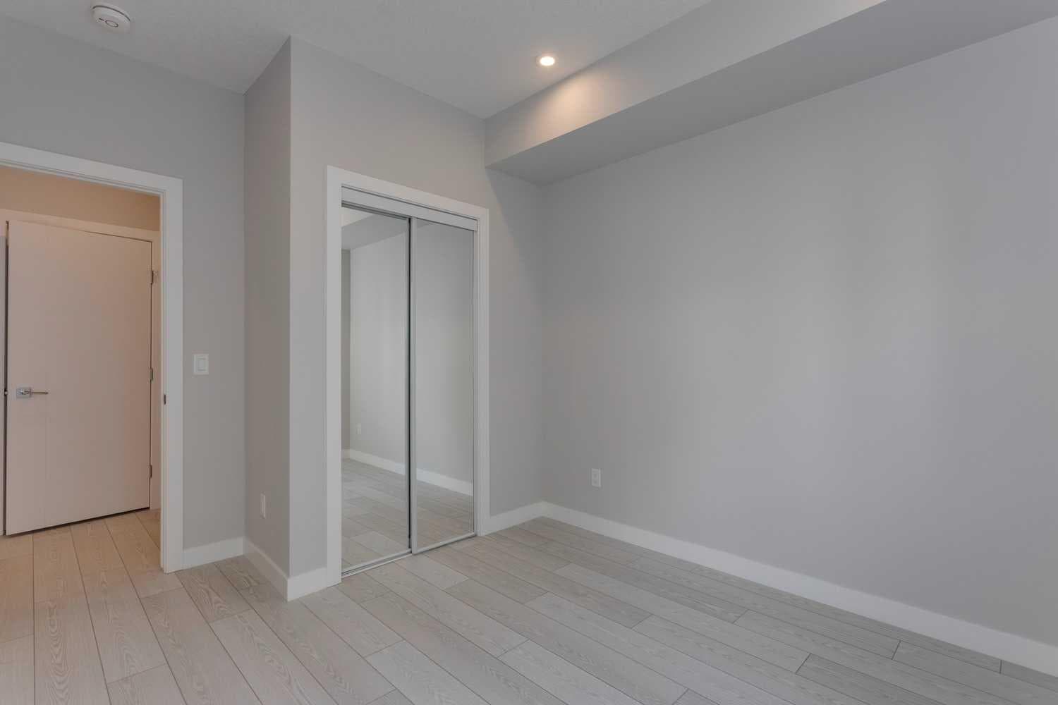 206, 8370 Broadcast Avenue SW