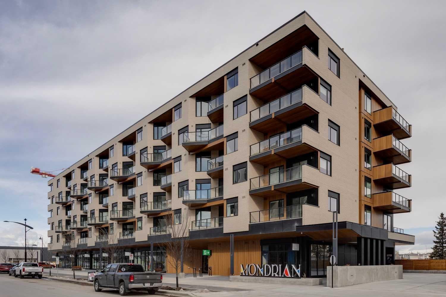 206, 8370 Broadcast Avenue SW