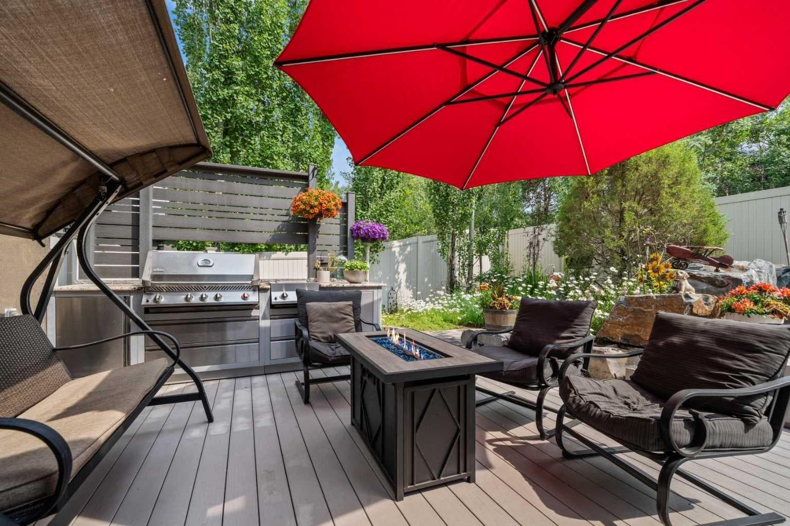 11 Aspen Cliff Place SW