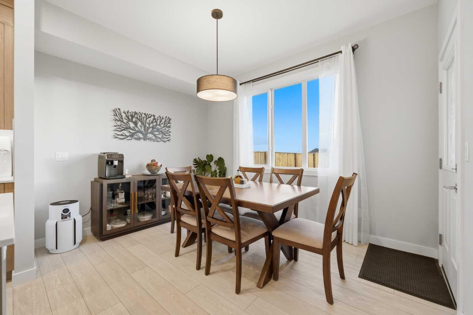 163 DAWSON WHARF RISE Mount 
