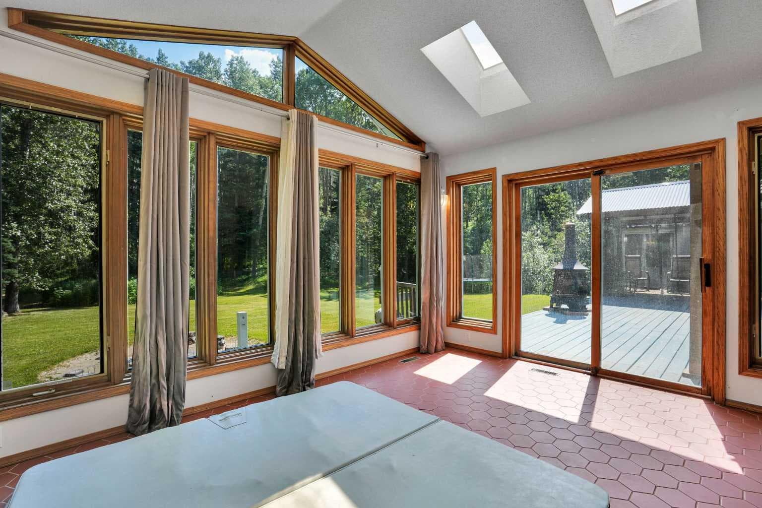 27 Elk Valley Place 
