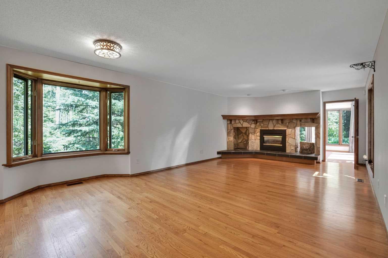 27 Elk Valley Place 